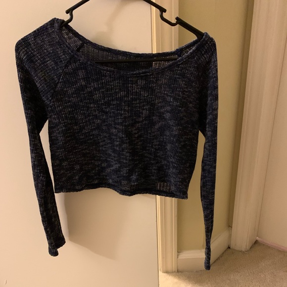 Cute Crop Top - Picture 2 of 5